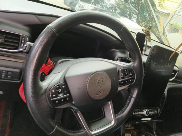 [广州·鄂M] 二手福特探险者2020款 EcoBoost 285 四驱钛金版 6座