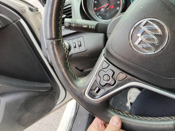 [杭州·浙A] 二手别克君威2015款 1.6T 领先技术型