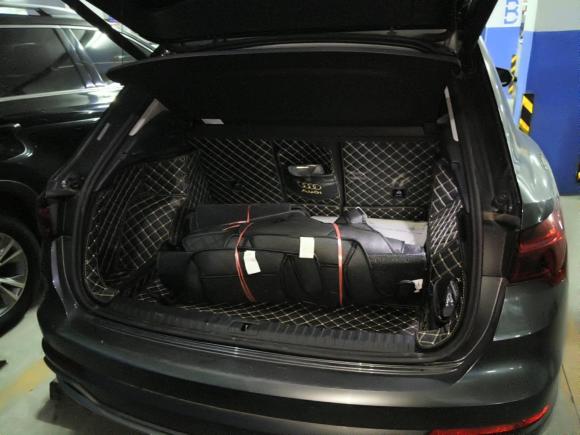 [无锡·苏B] 二手奥迪奥迪Q32021款 35 TFSI 时尚动感型