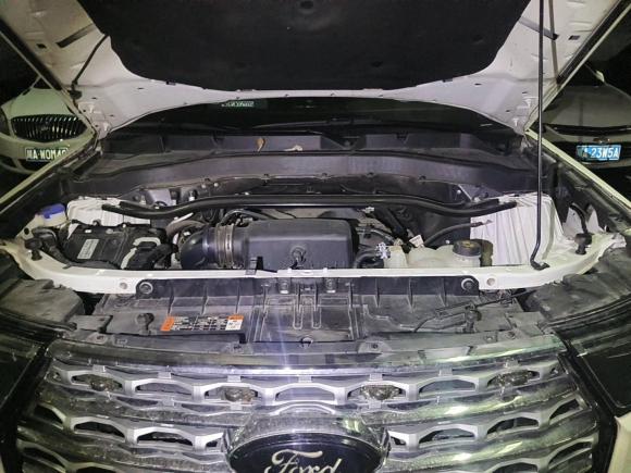[成都·黑B] 二手福特探险者2020款 EcoBoost 285 四驱钛金版 7座