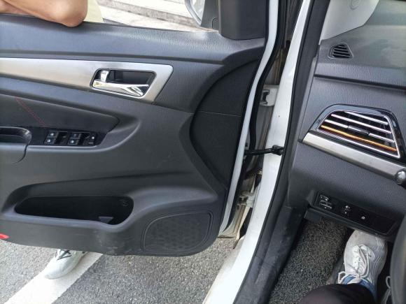 [义乌·浙G] 二手长安凯程长安欧尚A6002016款 1.5L 手动豪华型7座