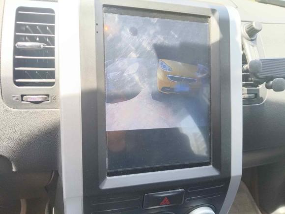 [青岛·鲁B] 二手东风风度东风风度MX62015款 2.0L CVT两驱全能版