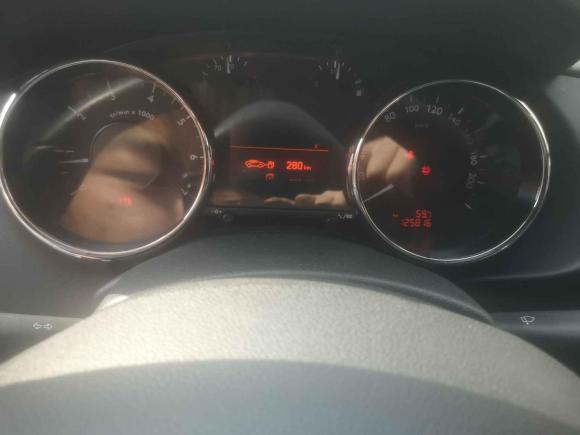 [温州·浙C] 二手标致标致30082013款 2.0L 自动潮流版