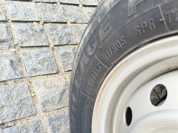 [苏州·苏E] 二手五菱汽车五菱荣光S2021款 1.2L基本型7座LSI