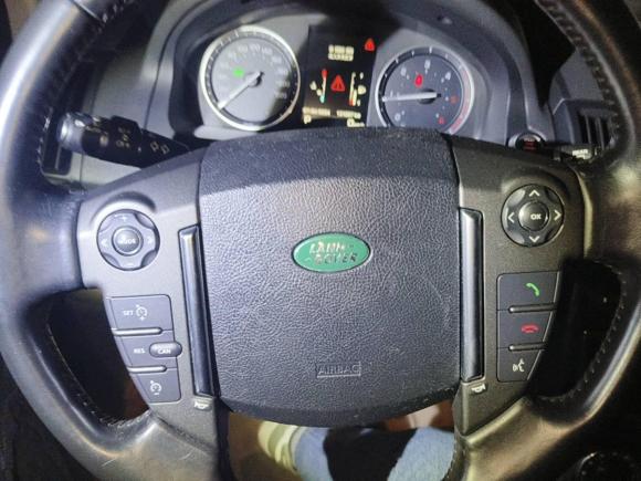 [深圳·粤B] 二手路虎神行者22014款 2.2T SD4 S柴油版