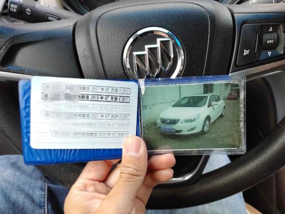 [上海·苏E] 二手别克英朗2013款 XT 1.6L 自动时尚版