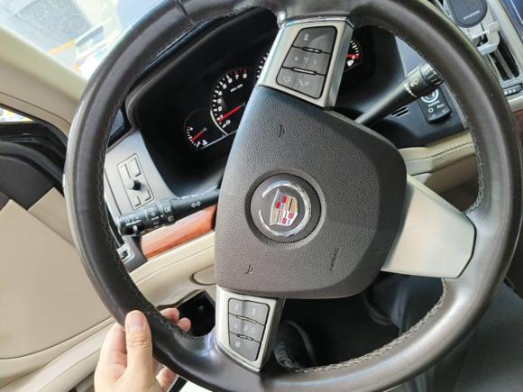 [上海·沪C] 二手凯迪拉克SLS赛威2011款 2.0T 豪华型