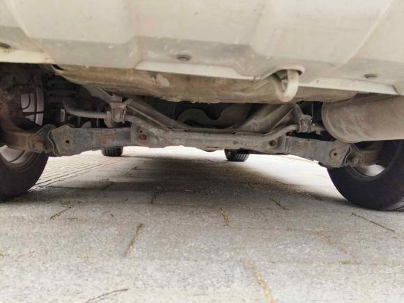 [南京·苏A] 二手哈弗哈弗H62015款 升级版 1.5T 手动两驱精英型