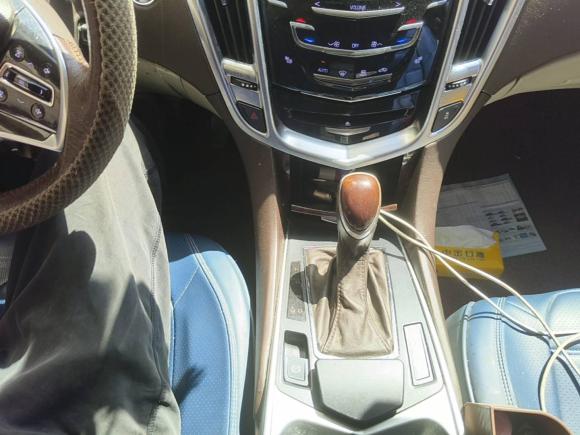 [义乌·浙G] 二手凯迪拉克凯迪拉克SRX2015款 3.0L 豪华型