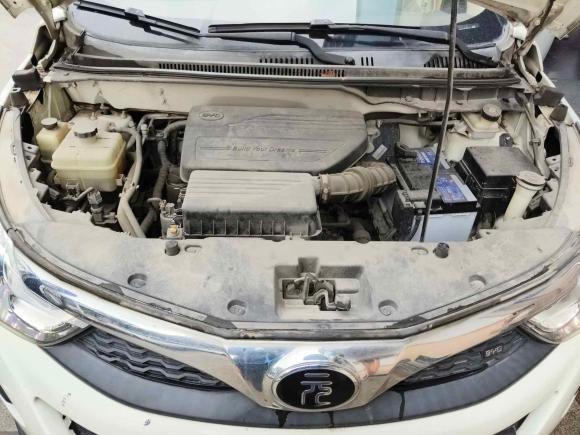 [温州·浙C] 二手比亚迪元2016款 1.5L 自动豪华型