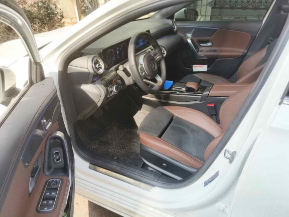 [武汉·鄂A] 二手奔驰奔驰A级2020款 A 200 L 运动轿车