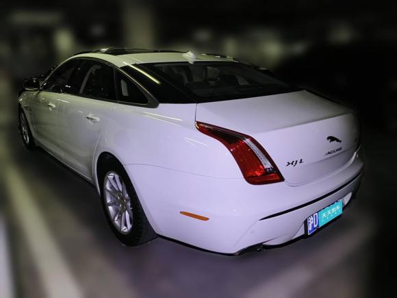 [上海·沪D] 二手捷豹捷豹XJ2015款  XJL 3.0 SC 两驱全景商务版