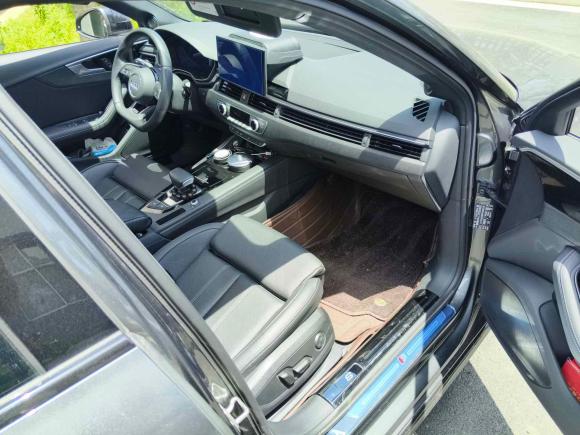 [无锡·苏B] 二手奥迪奥迪A4L2023款 40 TFSI 豪华动感型