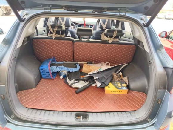 [温州·浙C] 二手现代途胜2015款 1.6T 双离合两驱领先型