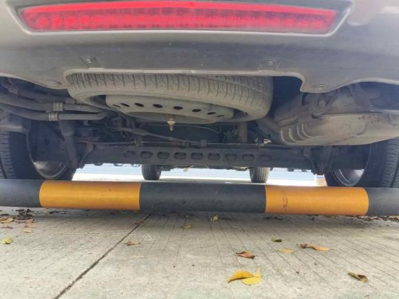 [佛山·粤A] 二手别克别克GL82013款 2.4L CT豪华商务舒适版