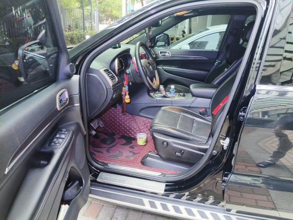 [深圳·粤B] 二手Jeep大切诺基2017款 3.0L 精英导航版