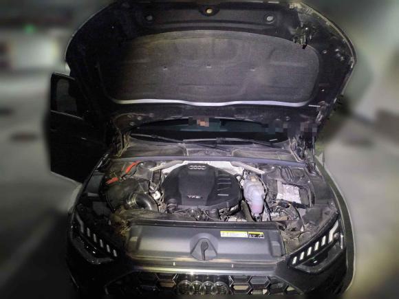 [苏州·苏E] 二手奥迪奥迪A4L2020款 45 TFSI quattro 臻选动感型