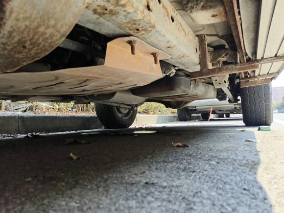 [杭州·新F] 二手陆风陆风X82011款 2.5T 柴油4X4豪华型