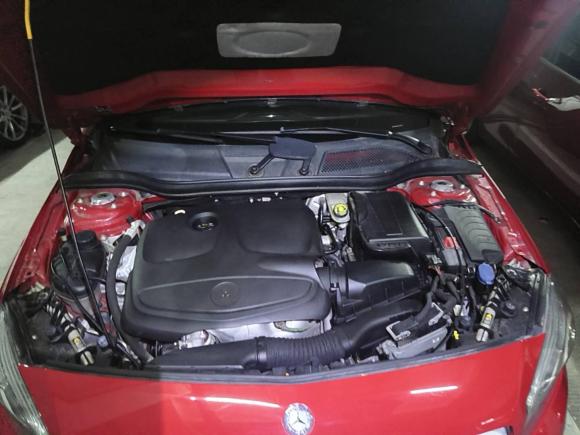 [深圳·粤B] 二手奔驰奔驰A级2015款 A 200 时尚型