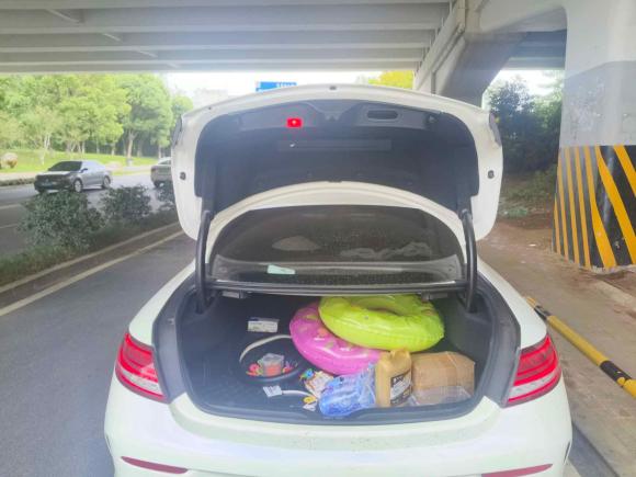 [南昌·赣A] 二手奔驰奔驰C级2017款 C 200 4MATIC 轿跑版