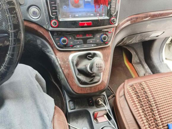 [深圳·赣C] 二手哈弗哈弗H62015款 改款 运动版 1.5T 手动两驱精英型