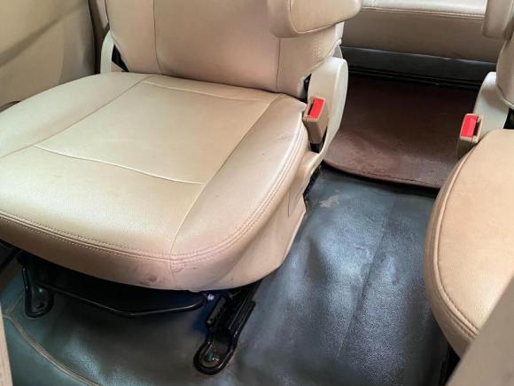 [成都·川A] 二手东风风光风光3702016款 1.3T 手动欧洲柴油版 7座