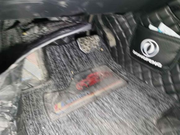 [西安·陕A] 二手东风风光风光5802017款 1.5T CVT舒适型