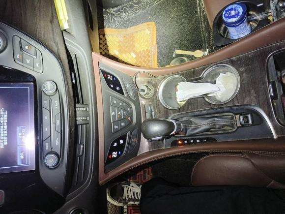 [武汉·鄂A] 二手别克昂科威2017款 28T 四驱豪华型