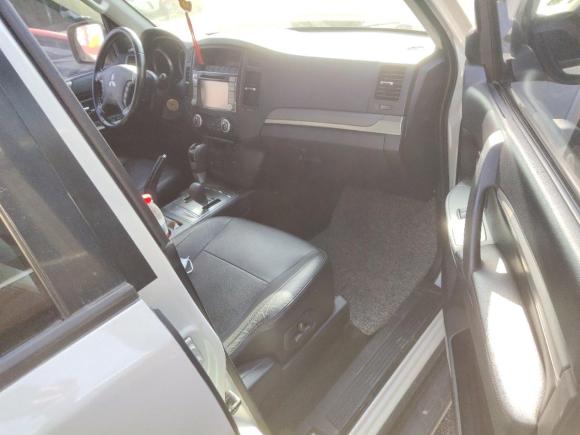 [杭州·浙A] 二手三菱帕杰罗2011款 3.0L 豪华版