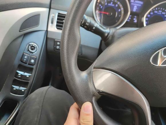 [南昌·赣A] 二手现代朗动2012款 1.6L 手动领先型