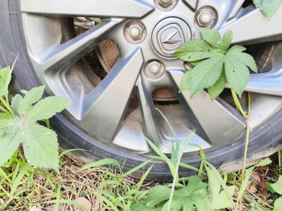 [苏州·苏E] 二手长安逸动DT2018款 1.6L 自动智享型