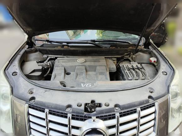 [武汉·鄂A] 二手凯迪拉克凯迪拉克SRX2014款 3.0L 精英型