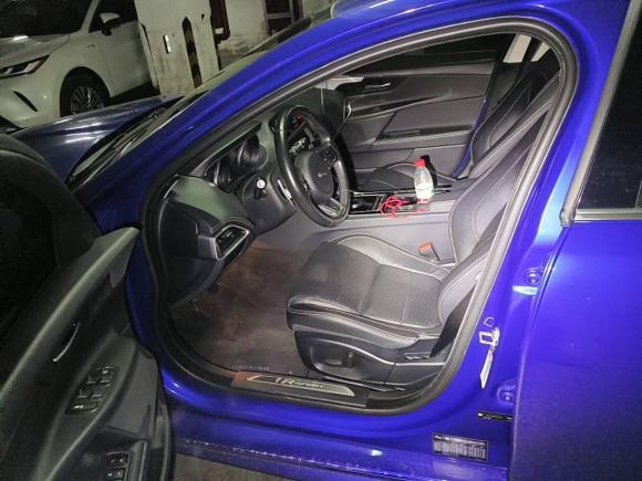 [上海·沪G] 二手捷豹捷豹XE2018款 2.0T 200PS 两驱R-Sport运动版