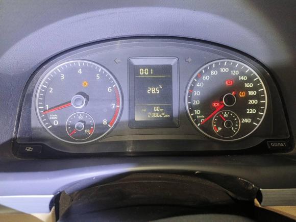 [西安·陕U] 二手大众途安2011款 1.4T 手动智尚版5座