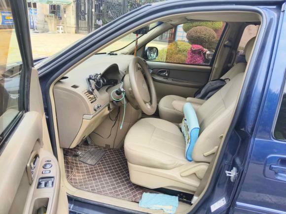 [成都·川A] 二手别克别克GL82014款 2.4L 经典版