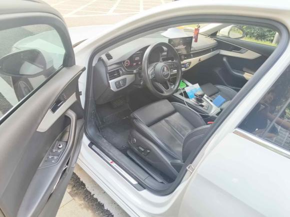 [武汉·鄂A] 二手奥迪奥迪A4L2020款 40 TFSI 豪华动感型