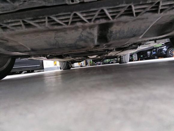 [武汉·鄂A] 二手奥迪奥迪A32015款 Limousine 35 TFSI 百万纪念舒享型