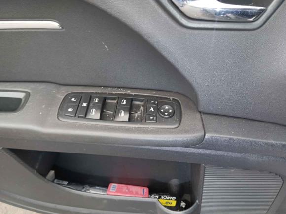 [成都·川A] 二手道奇酷威2010款 2.7