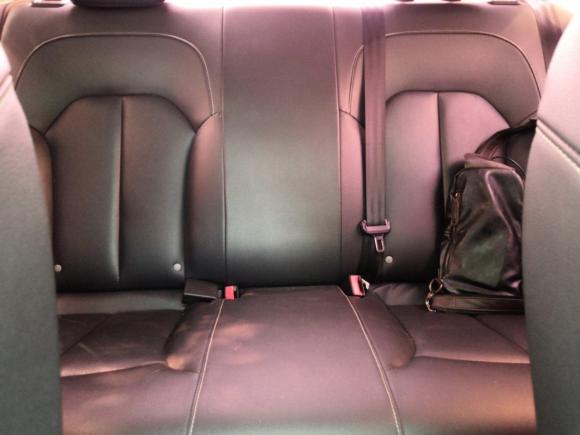 [合肥·皖A] 二手荣威荣威ei62017款 45T 混动互联智享版