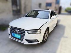 [南京·苏L] 奥迪奥迪A4L2013款 35 TFSI 自动标准型