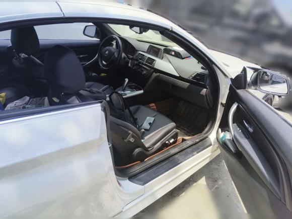 [南京·苏A] 二手宝马宝马4系2016款 420i 敞篷时尚型