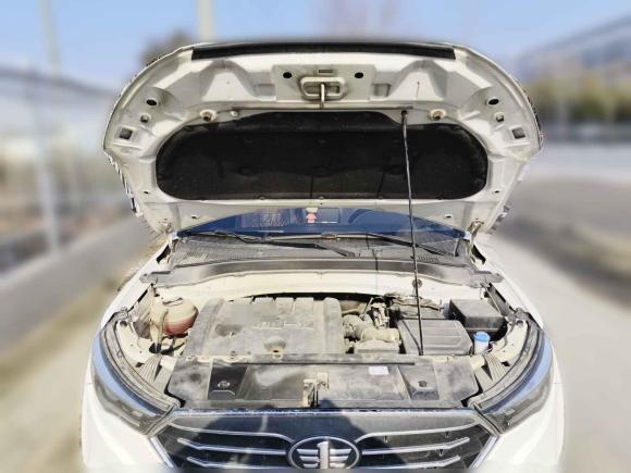 [合肥·皖A] 二手奔腾奔腾X402017款 1.6L 手动豪华型