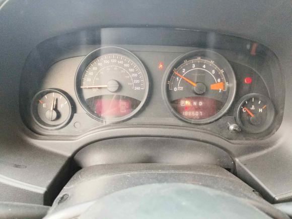 [济南·鲁A] 二手Jeep自由客2014款 2.4L 运动版