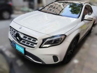 奔驰奔驰GLA2017款 GLA 200 时尚型