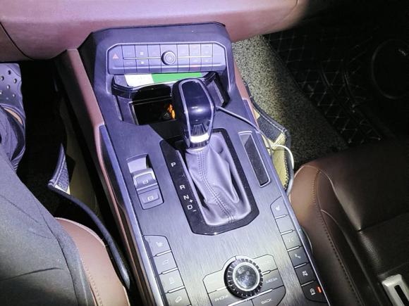 [深圳·粤B] 二手魏牌魏牌 VV72017款 2.0T 旗舰型