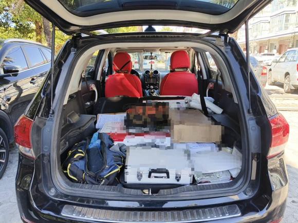 [上海·冀C] 二手哈弗哈弗H62016款 升级版 1.5T 手动两驱精英型