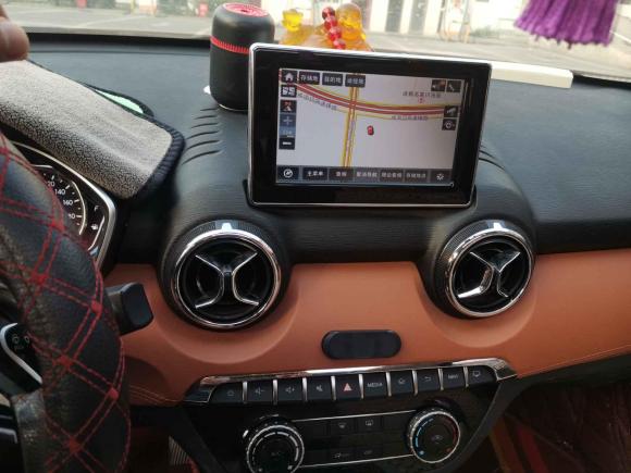 [成都·川A] 二手北京汽车绅宝X352016款 1.5L 手动豪华版