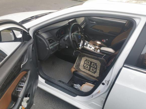 [上海·沪A] 二手比亚迪秦新能源2017款 1.5T 尊贵型