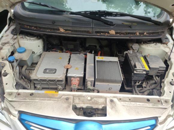 [上海·沪J] 二手北汽新能源北汽新能源EV2015款 EV160 轻秀版