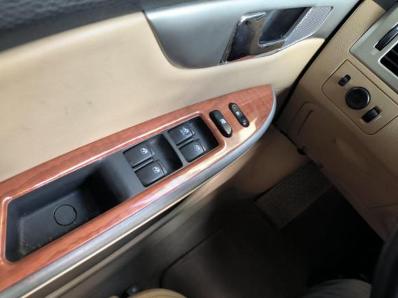 [上海·闽J] 二手别克凯越2013款 1.5L 自动尊享型